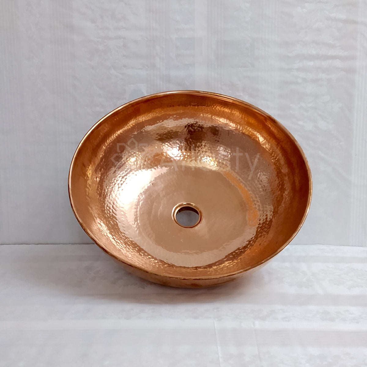 Hammered Round Copper Bathroom Sink