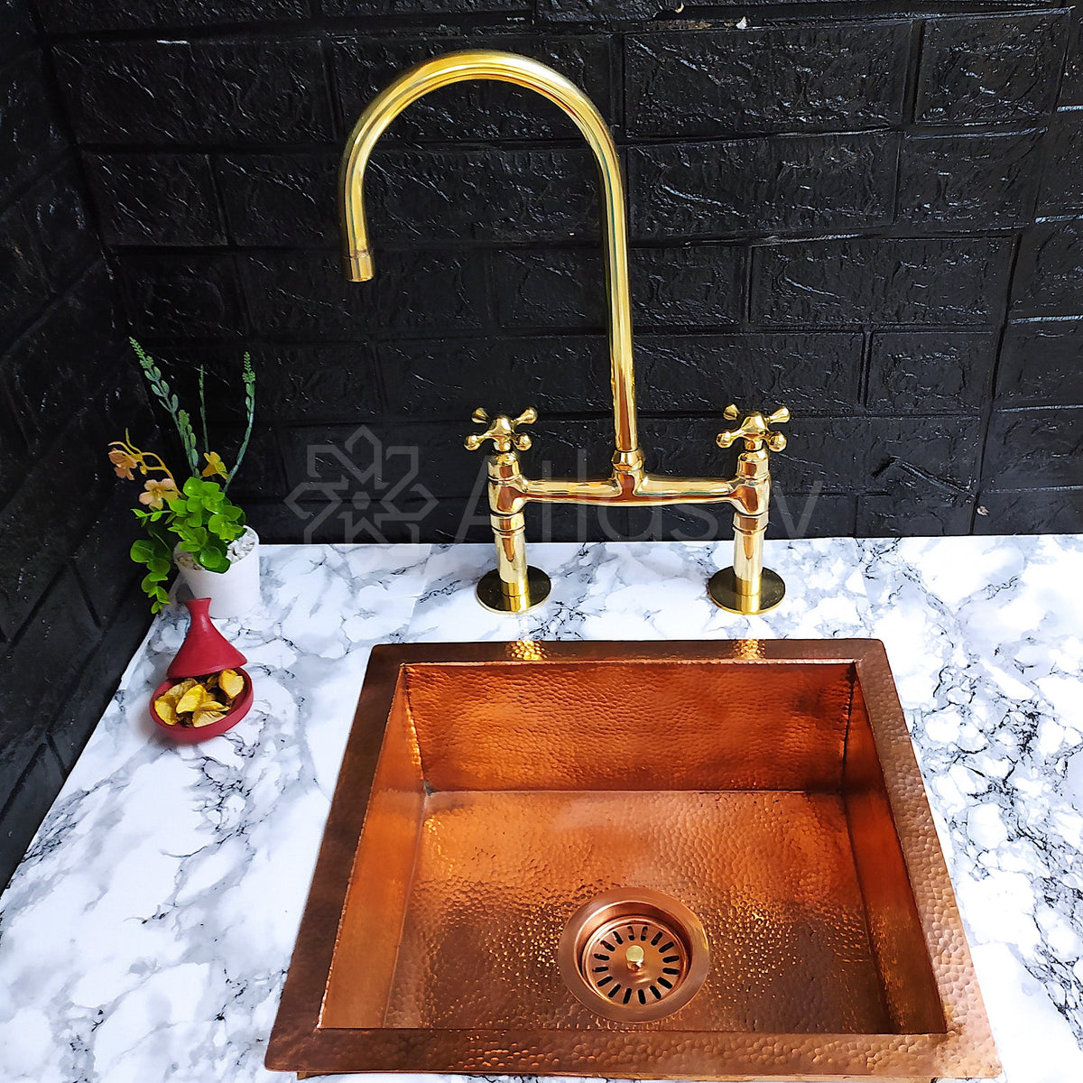 Hammered Solid Copper Kitchen Sink