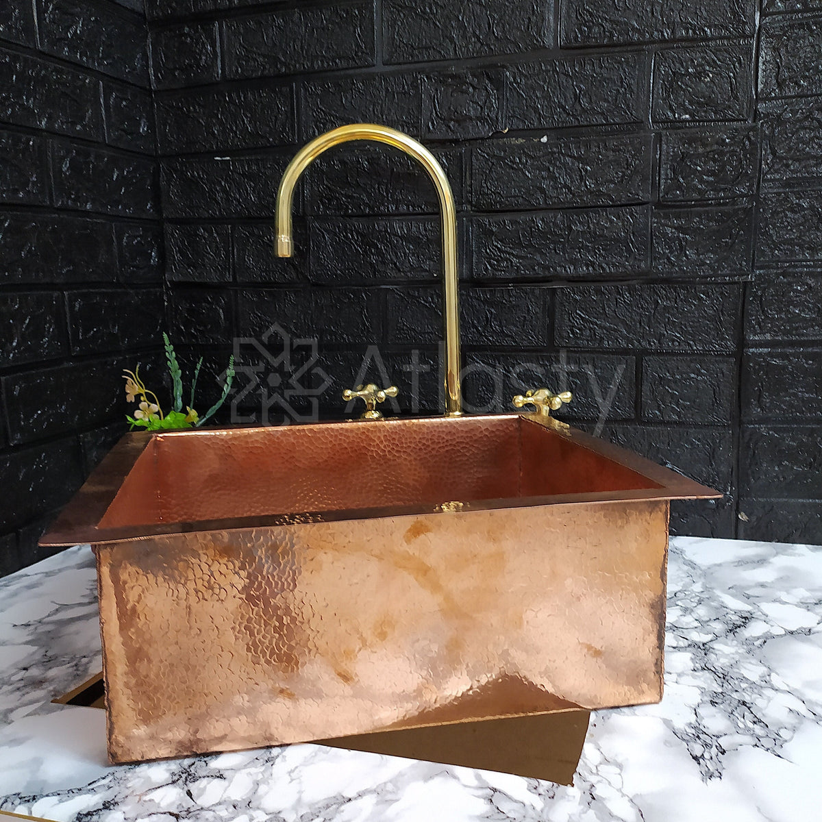 Hammered Solid Copper Kitchen Sink