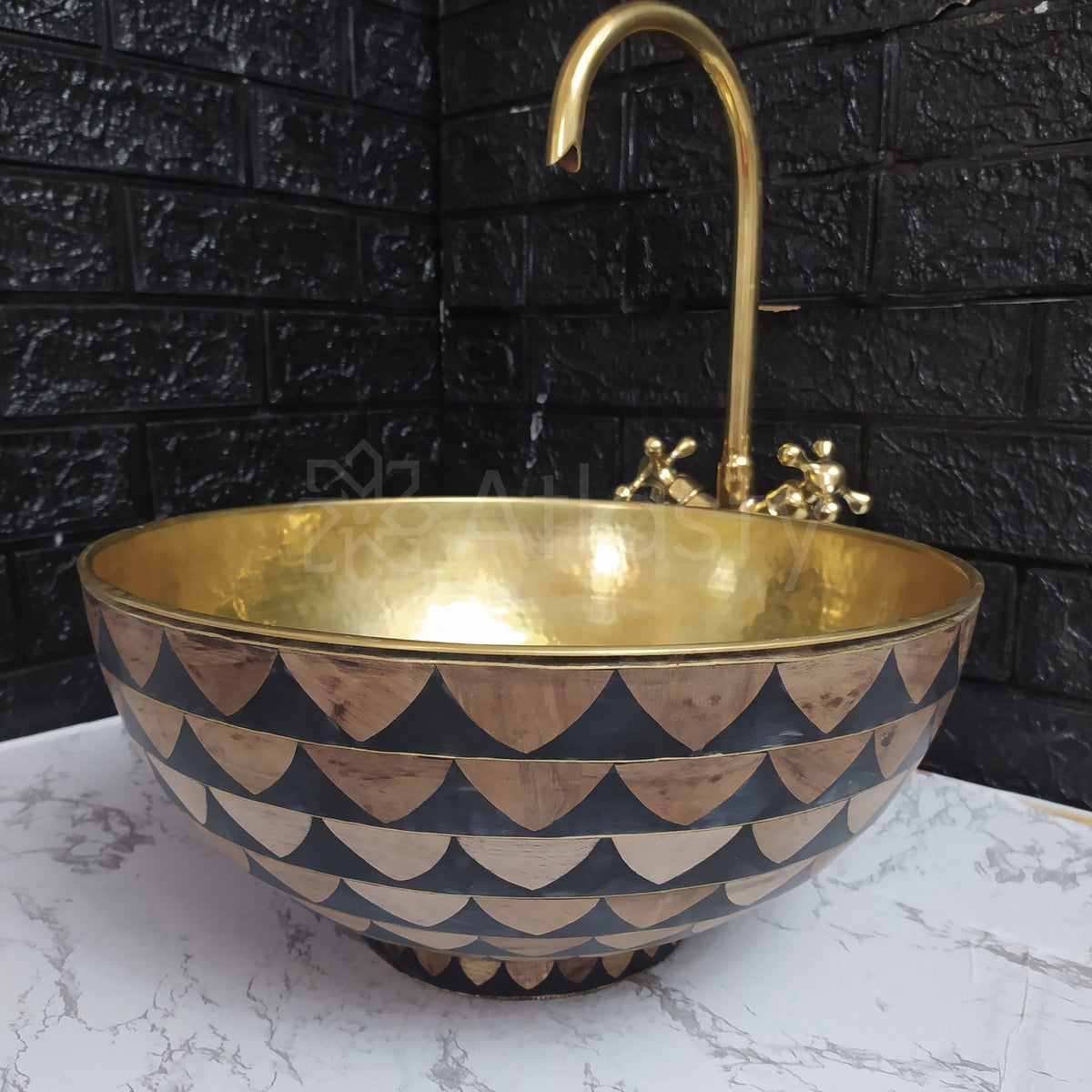 Brass Resin Vessel Sink – Black and Brown Pattern