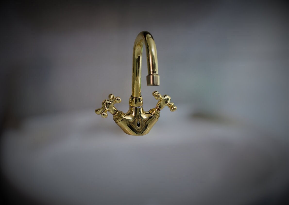 Unlacquered Brass Single Hole Faucet Bathroom Vanity
