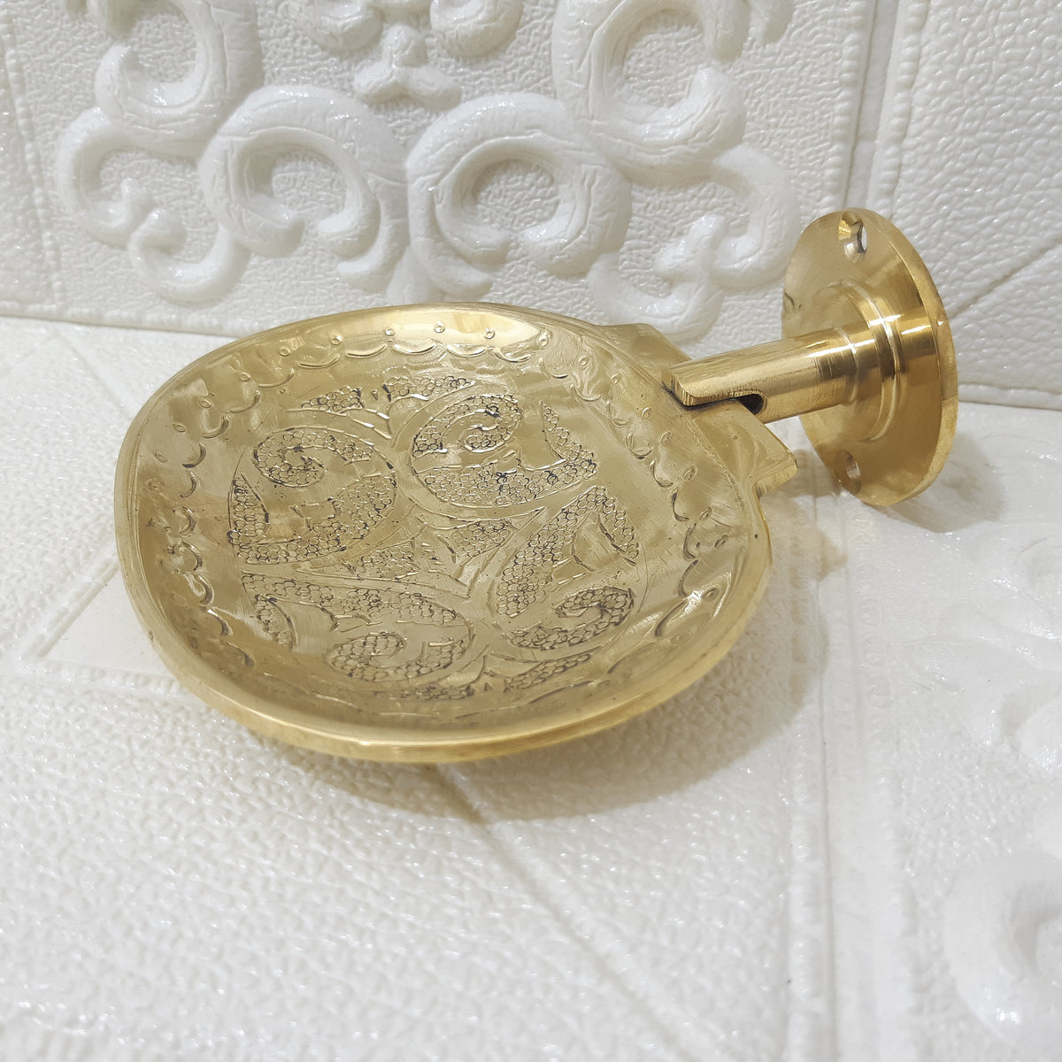Moroccan Soap Dish with Engraved Oriental Arabic Motif Wall Mount