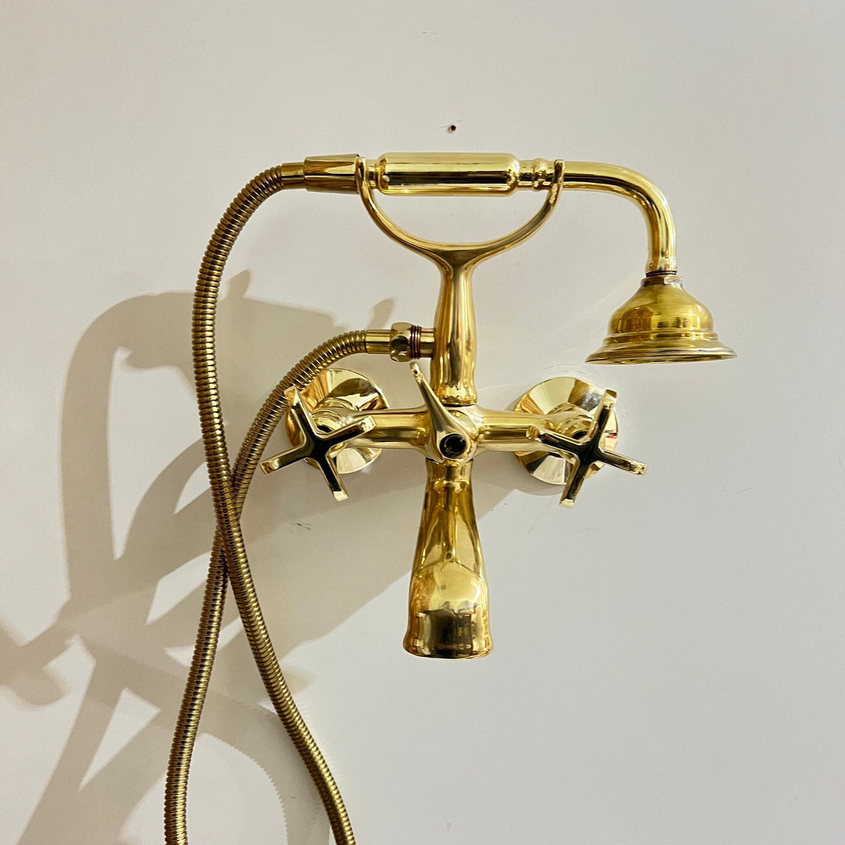 Antique Brass Bathtub Faucet, Traditional Unlacquered Brass Bathtub Faucet with Hand Held Shower