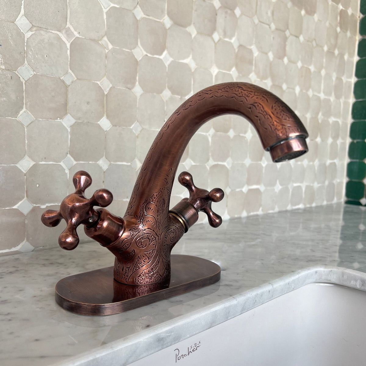Antique Copper Brass Faucet, Hand-Engraved Gooseneck Sink Mixer Tap