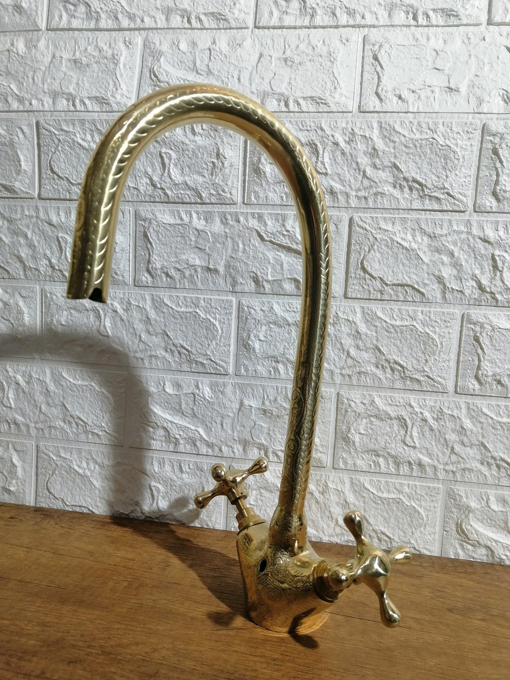 Unlacquered Brass Goosneck Kitchen Sink faucet
