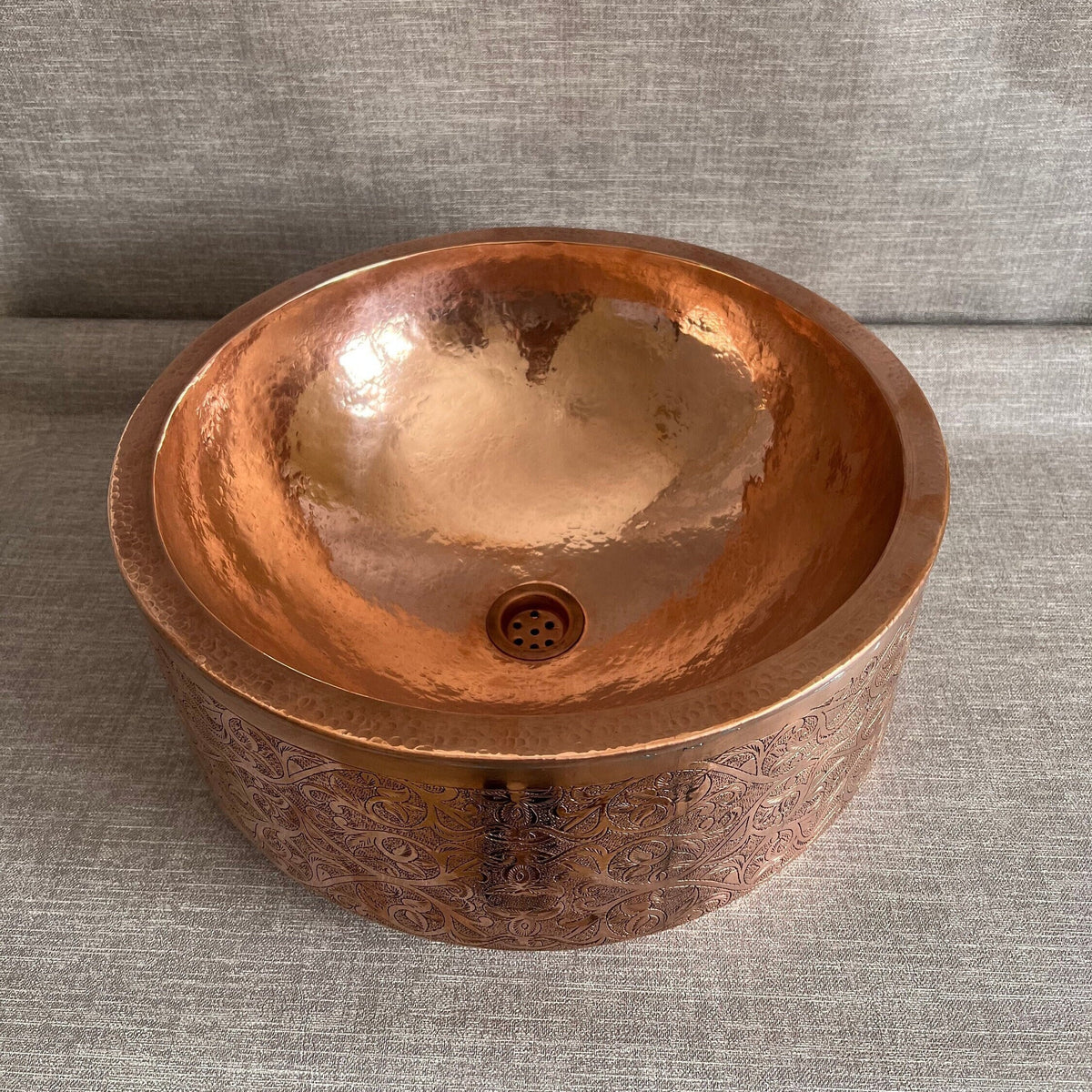Artisanal Copper Vessel Sink: Engraved Farmhouse Basin