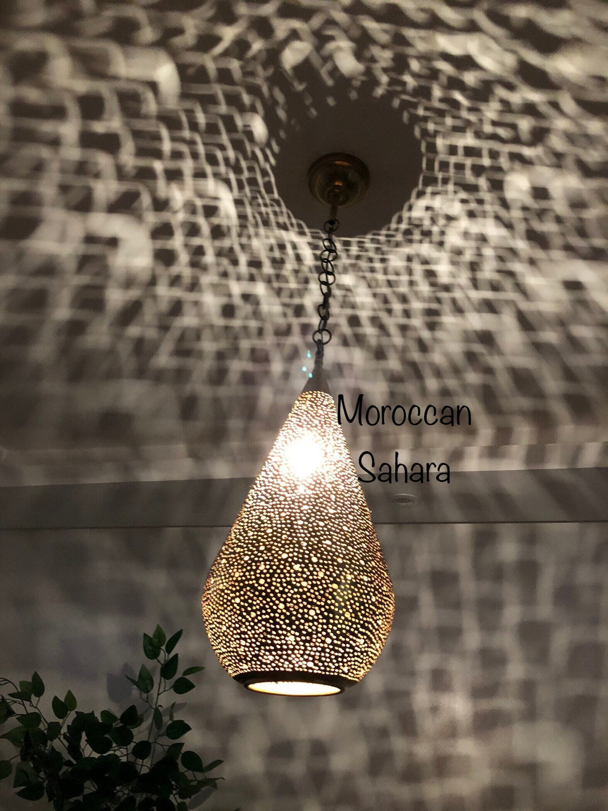 Handcrafted Moroccan Brass Pendant Light: Engraved Copper Home Decor