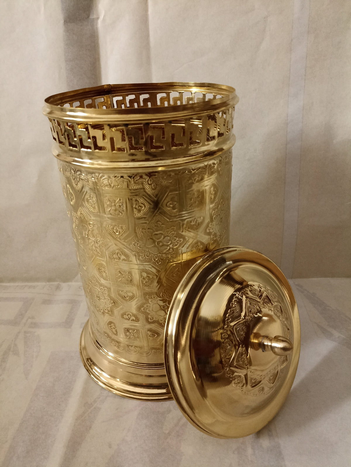 Exquisite Moroccan Brass Bathroom Storage Basket and Engraved Waste Paper Trash Can - Elegant Brass Decorative Bathroom Accessories