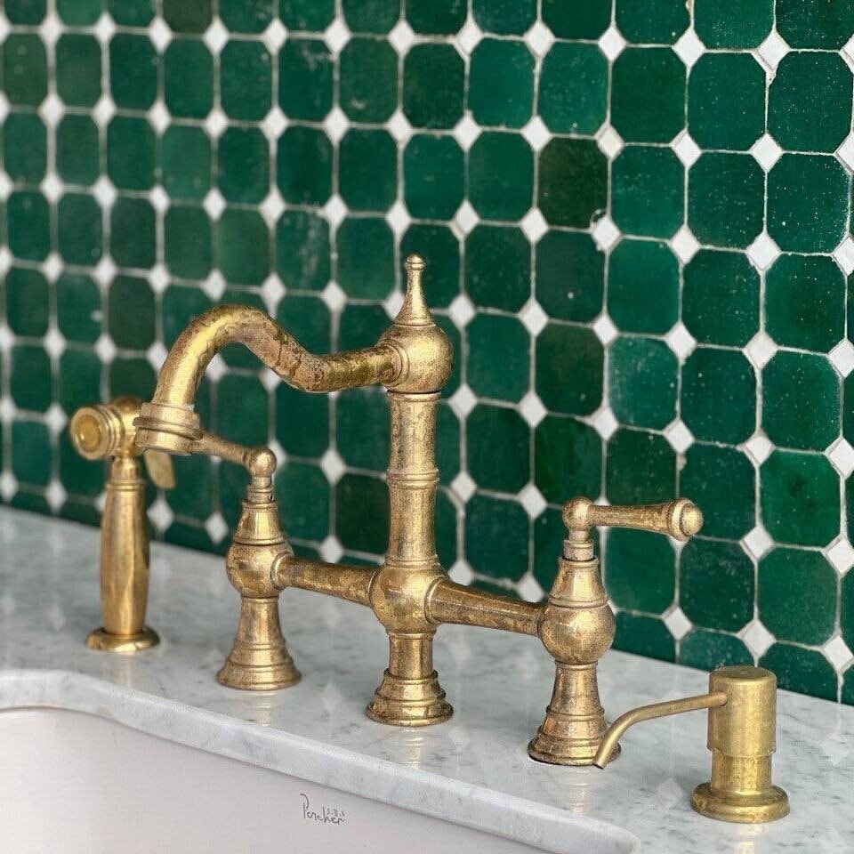 Vintage Solid Brass Kitchen Faucet: Gooseneck Deck Mount, Antique Style