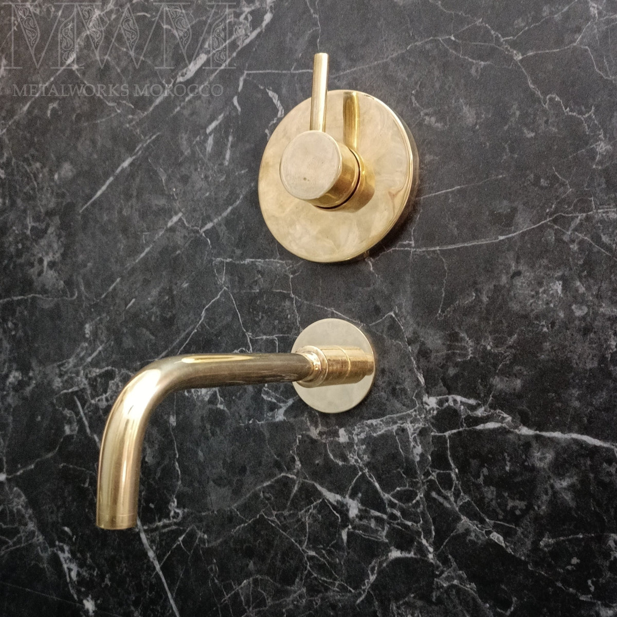 Solid Brass Wall Mounted Bathtub Faucet With Lever Handle Hot And Cold - Bathroom Faucet