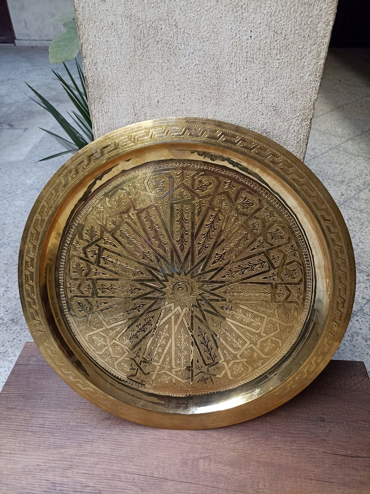 Exquisite Handcrafted Moroccan Brass Tray - Engraved Artistry