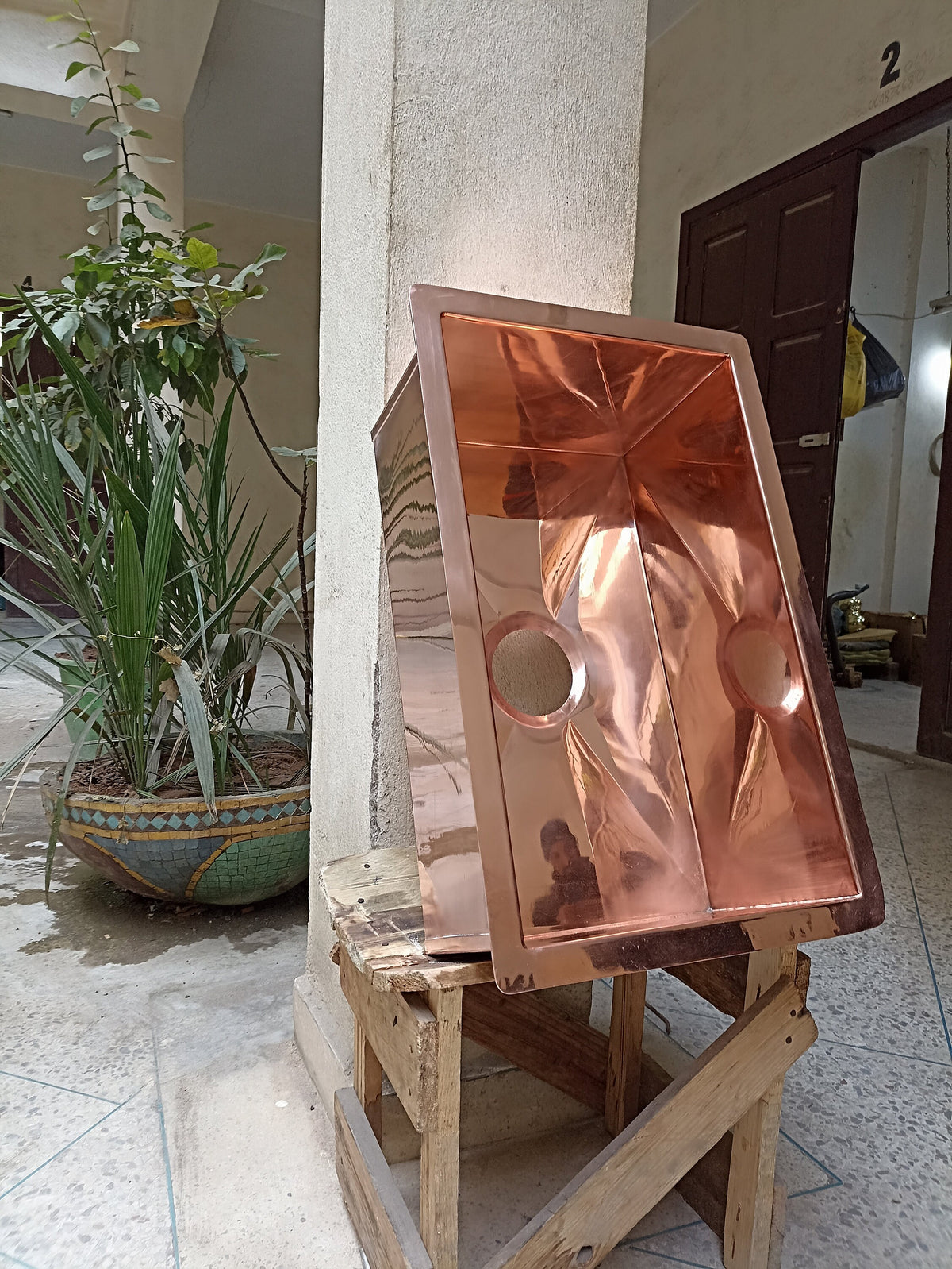 Moroccan Artisanal Elegance: Handcrafted Copper Sink for Timeless Beauty. Custom Sizes Available for Under Mount and Drop-in Styles.