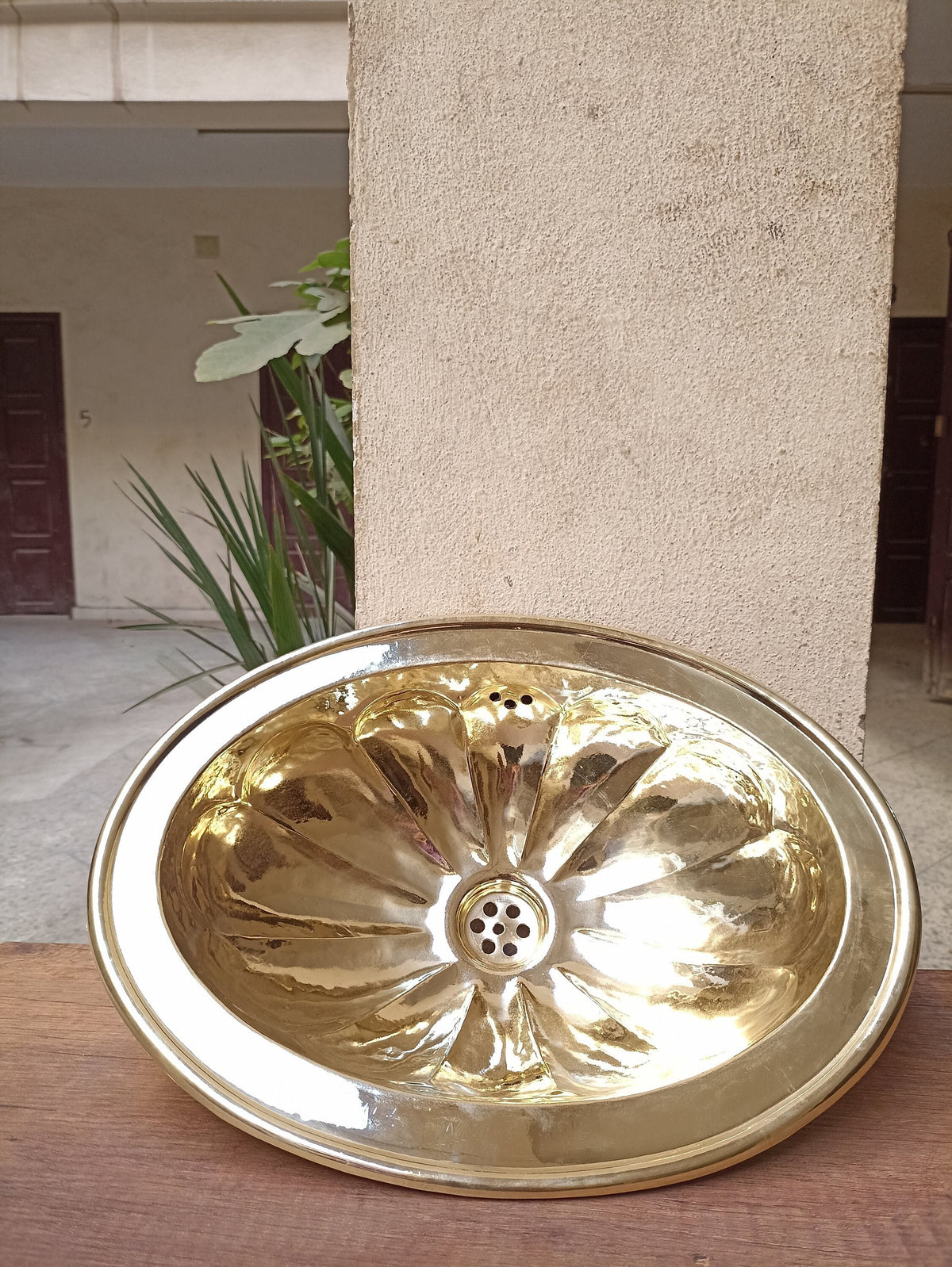 Artisan-Crafted Moroccan Brass Oval Sink Wash Basin - Stunning Addition to Your Bathroom Decor - Timeless Elegance for Your Home Renovation