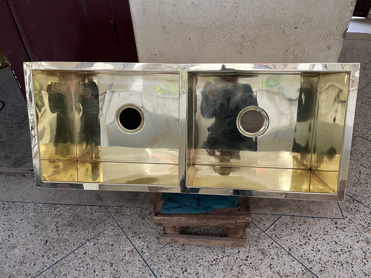 11/11/7 inch 11/11/7 inch Brass Double Sink with Gift Drains