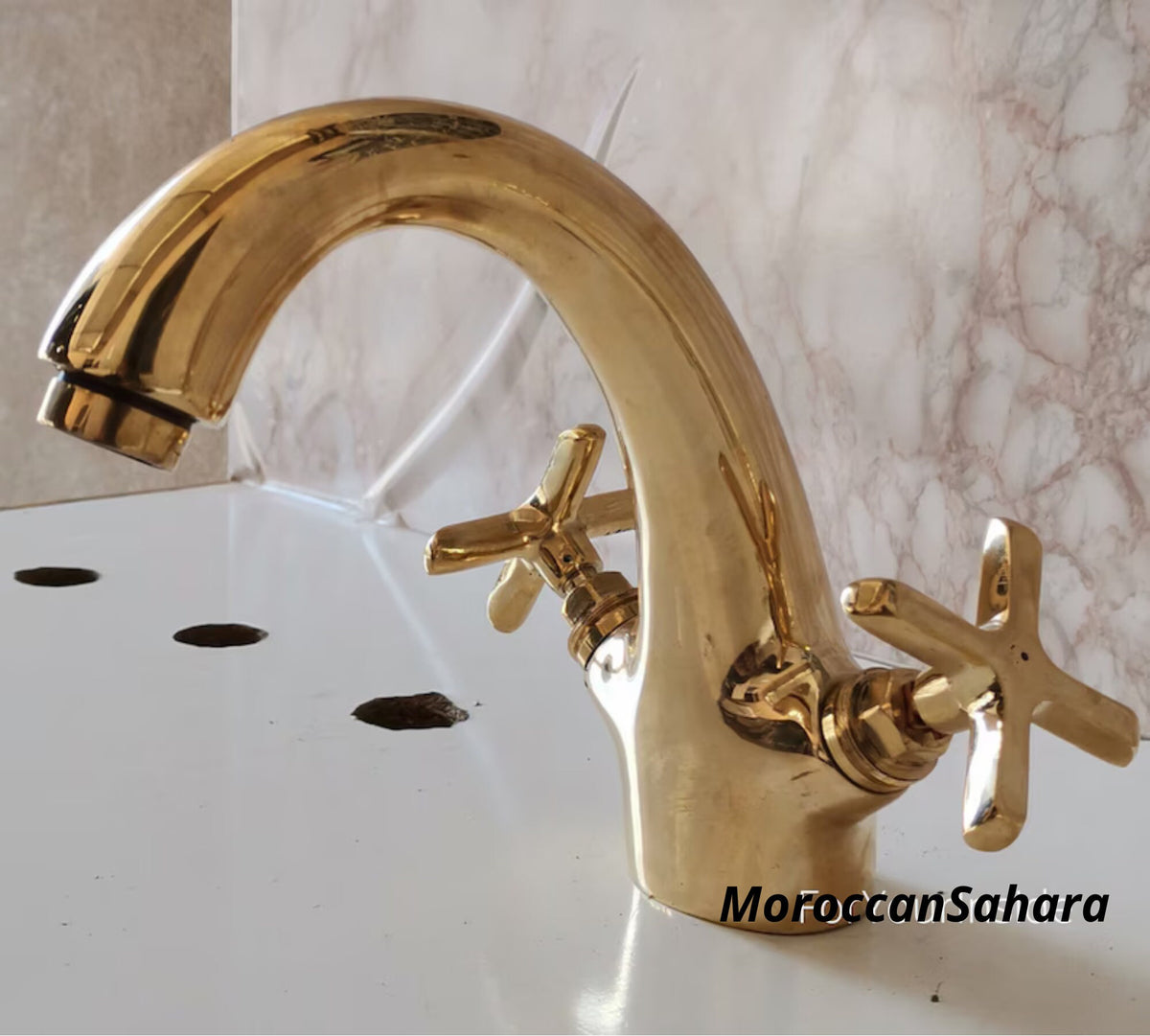 Solid Brass Bathroom Faucet: Single Hole Vanity Faucet with Cross Handles