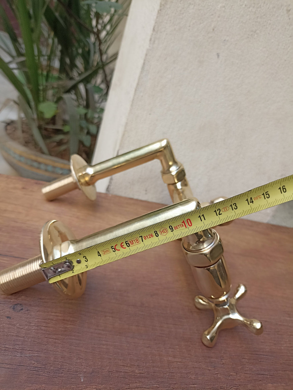 Brass bridge kitchen faucet