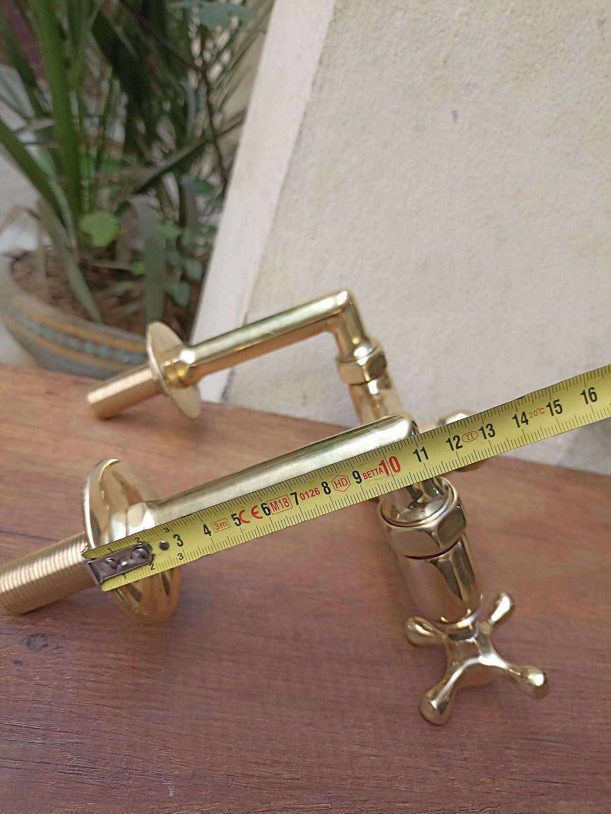 Brass bridge kitchen faucet