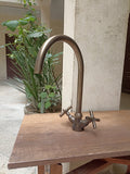 Timeless Elegance: Unlacquered Solid Brass Kitchen Faucet - Classic Design and Premium Quality for Your Kitchen Sink and