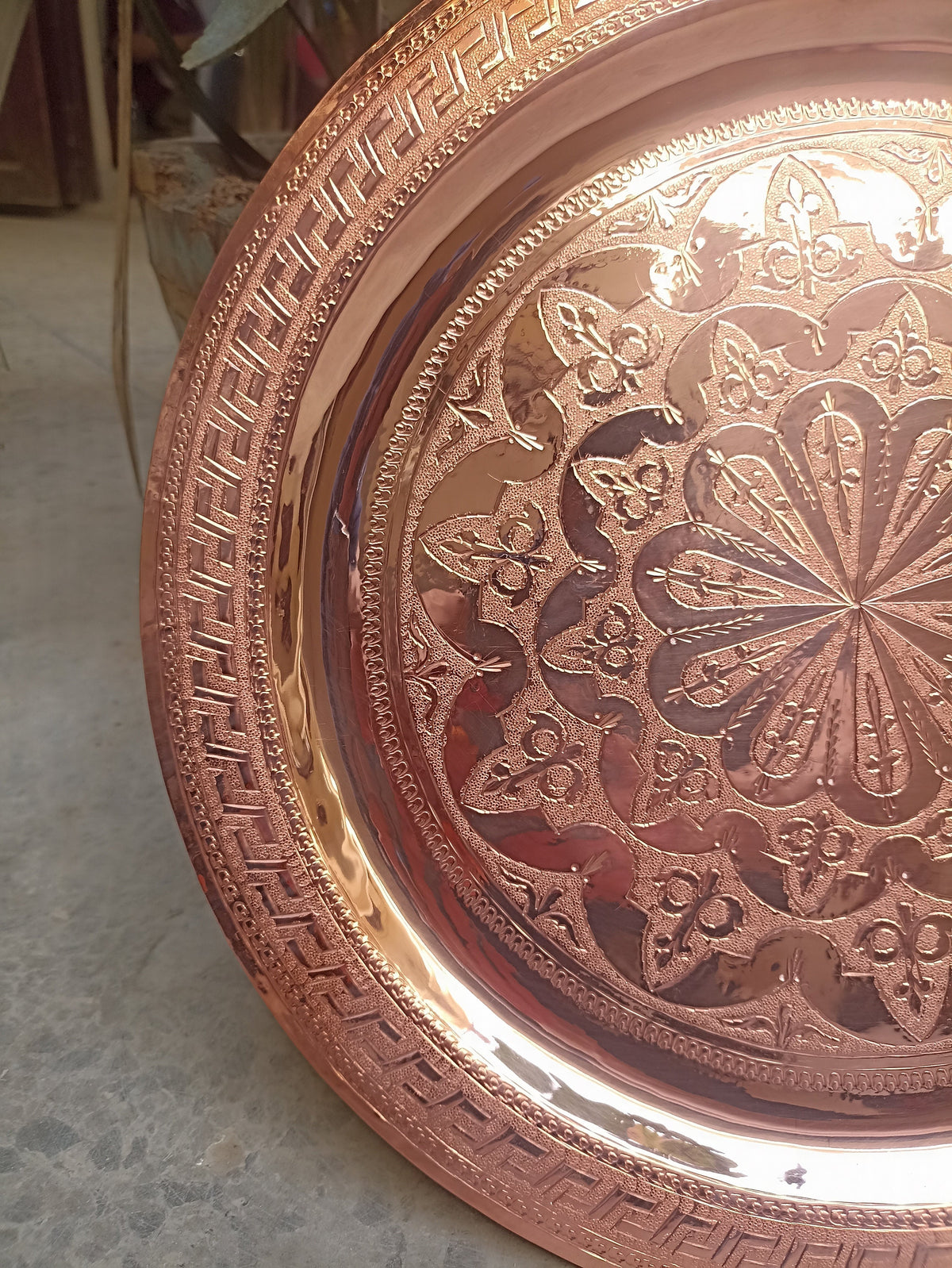 Unique Handcrafted copper Tray - Bohemian Mid-Century Decor - Engraved Artisanal Hanging Plate - Authentic Statement Piece for Home.