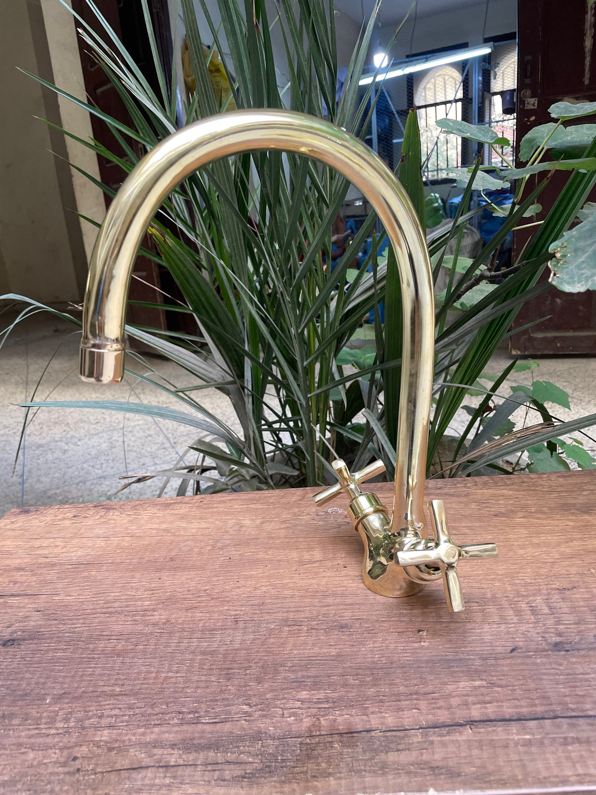 Brass Gooseneck Bathroom Faucet - Elegant Choice for Vanity & Vessel Sinks - Double Handle Sink Fixture in Luxurious Brass Finish