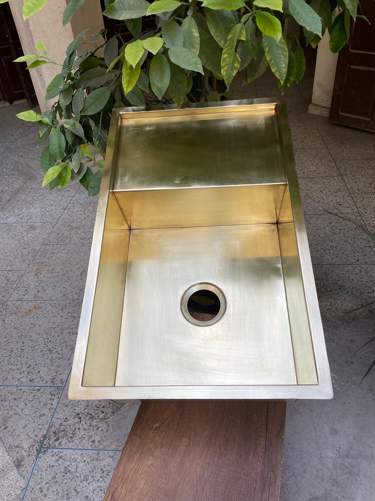 Handmade kitchen brass sink with strainer Stainless copper
