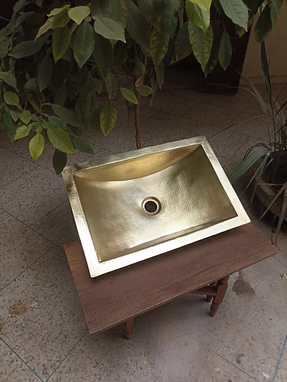Handcrafted Hammered Brass Sink - Elegant Rectangular Undermount Design for Kitchen and Bathroom - 21x13 inches - Polish