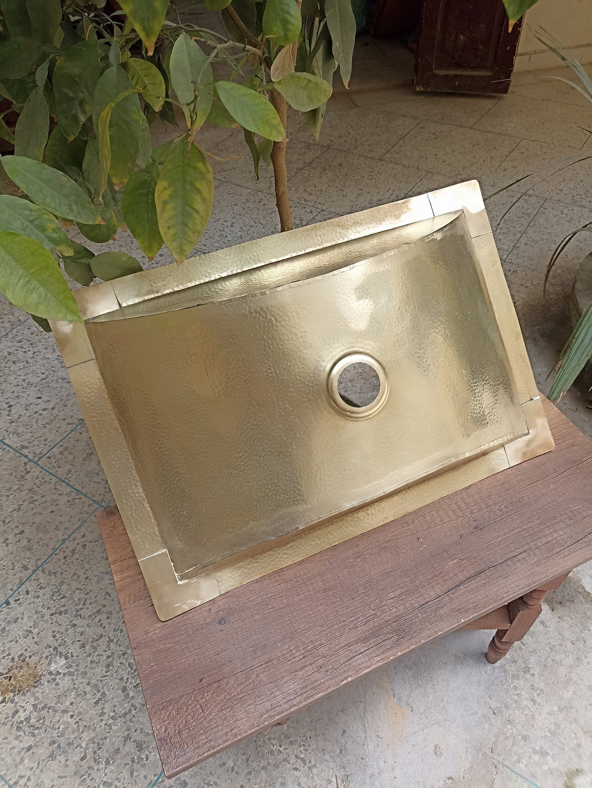 Handcrafted Hammered Brass Sink - Elegant Rectangular Undermount Design for Kitchen and Bathroom - 21x13 inches - Polished Brass Finish.