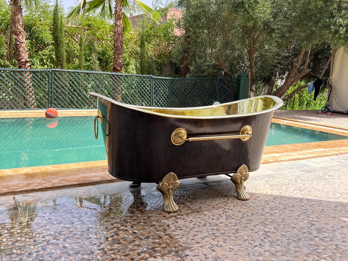 Antique Brass Freestanding Bathtub, Vintage Clawfoot Tub, Moroccan Black bathtub, Customizable Brass Bathtub