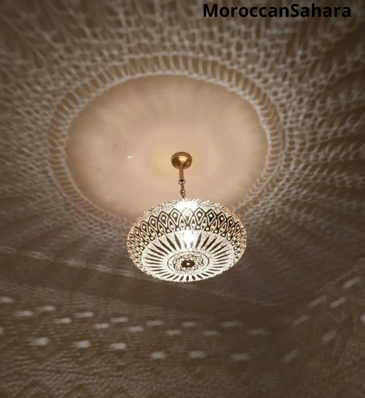 Handmade Brass Moroccan Pendant Light: Oriental Ceiling Lamp
