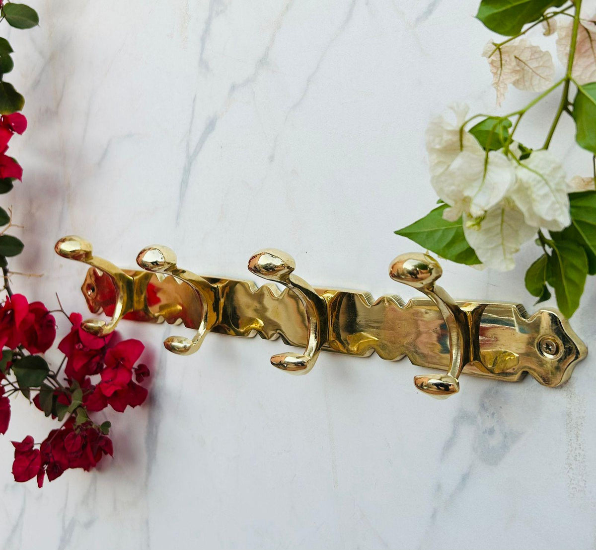 Vintage Solid Brass Wall-Mounted Coat Hook – Antique Brass Towel & Robe Rack, Decorative Bathroom - Entryway Hook