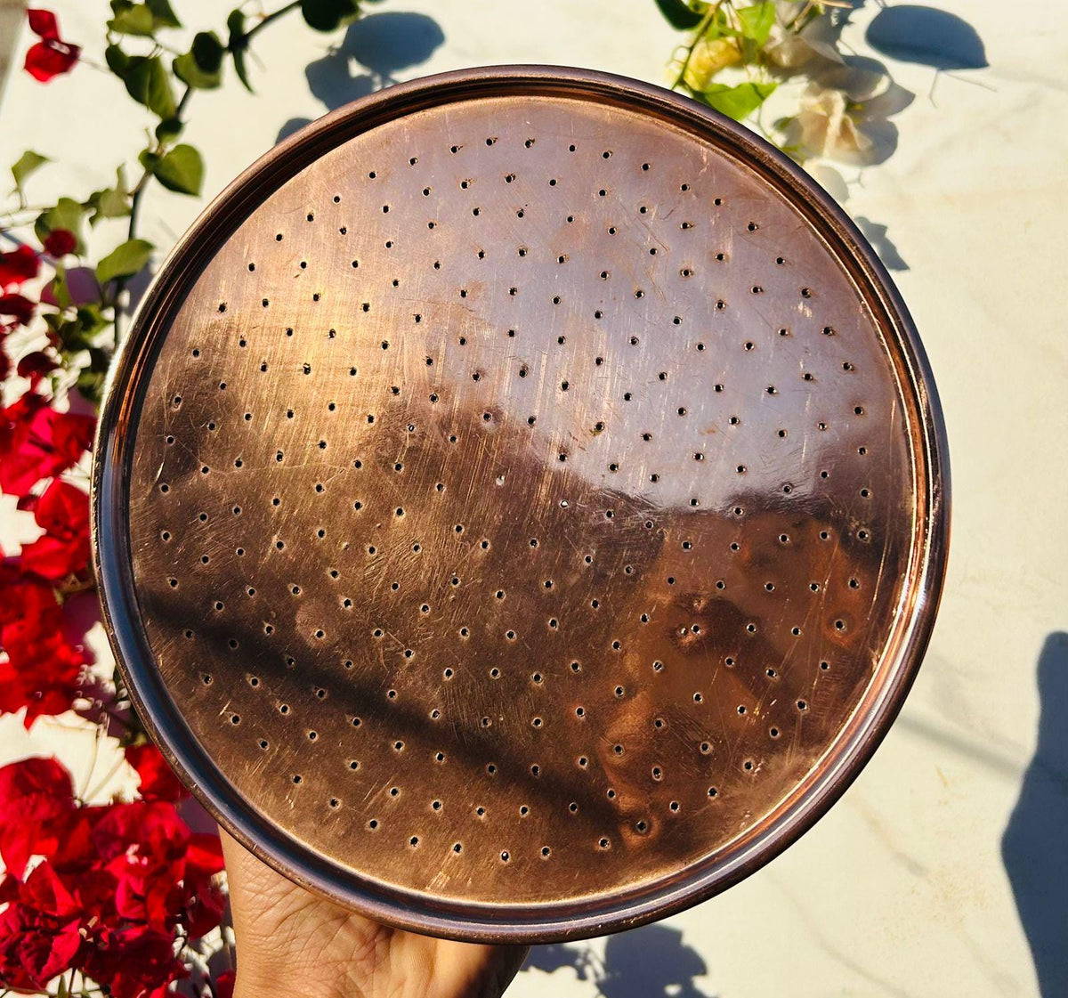 Large Round Handcrafted copper shower head.Indoor/Outdoor Premium Rain shower head, for Bathroom or Garden Showers.coppe
