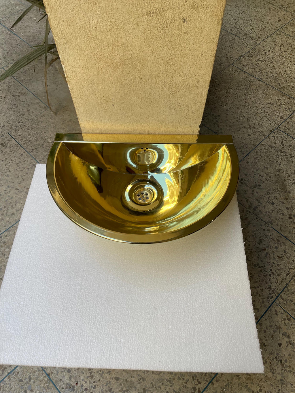 retro design double hammer pattern sink toilet brass Washing hands counter top sink
