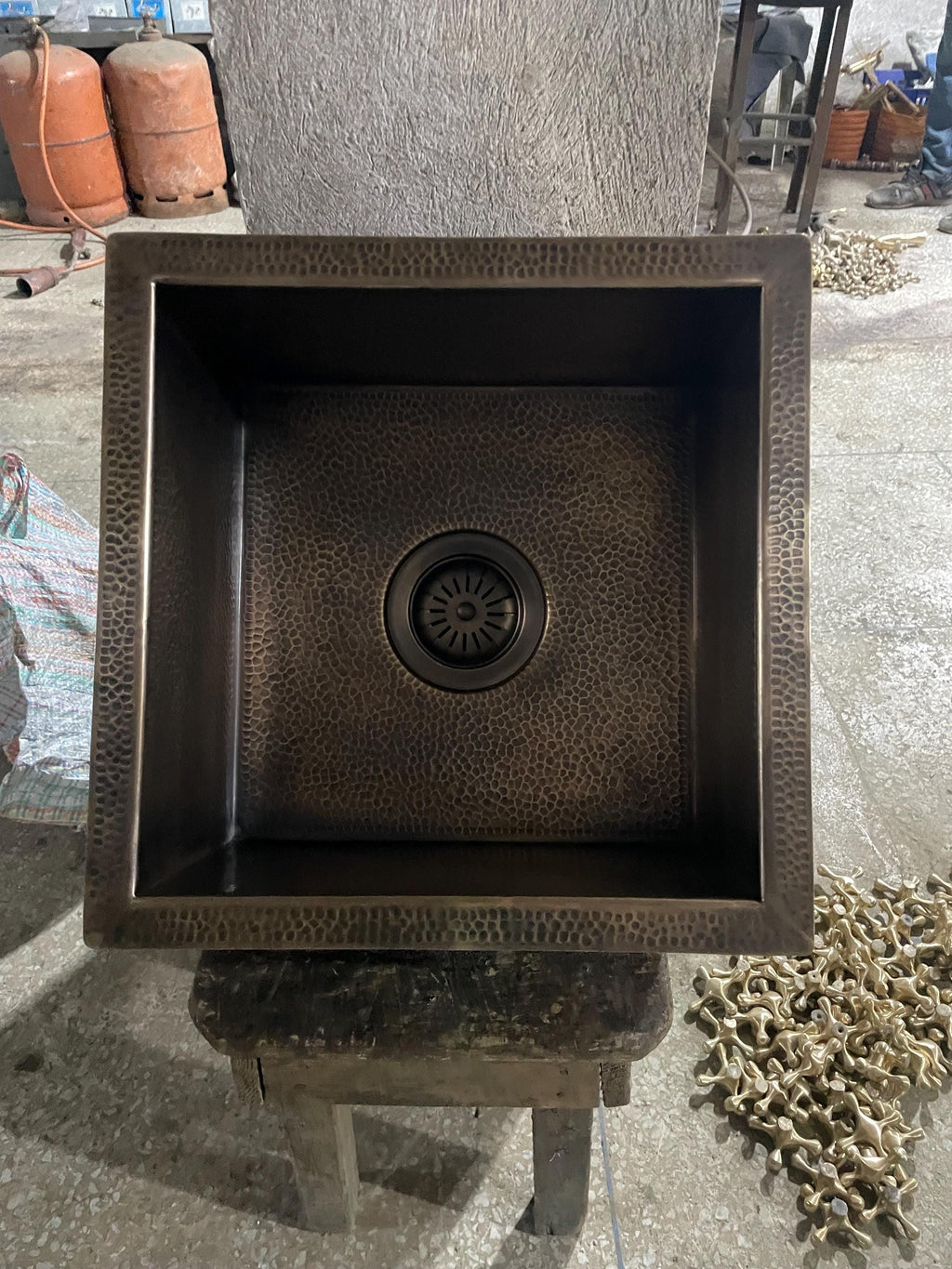 Artisan Hand-Hammered Brass Undermount Sink - Rustic Elegance for Kitchen