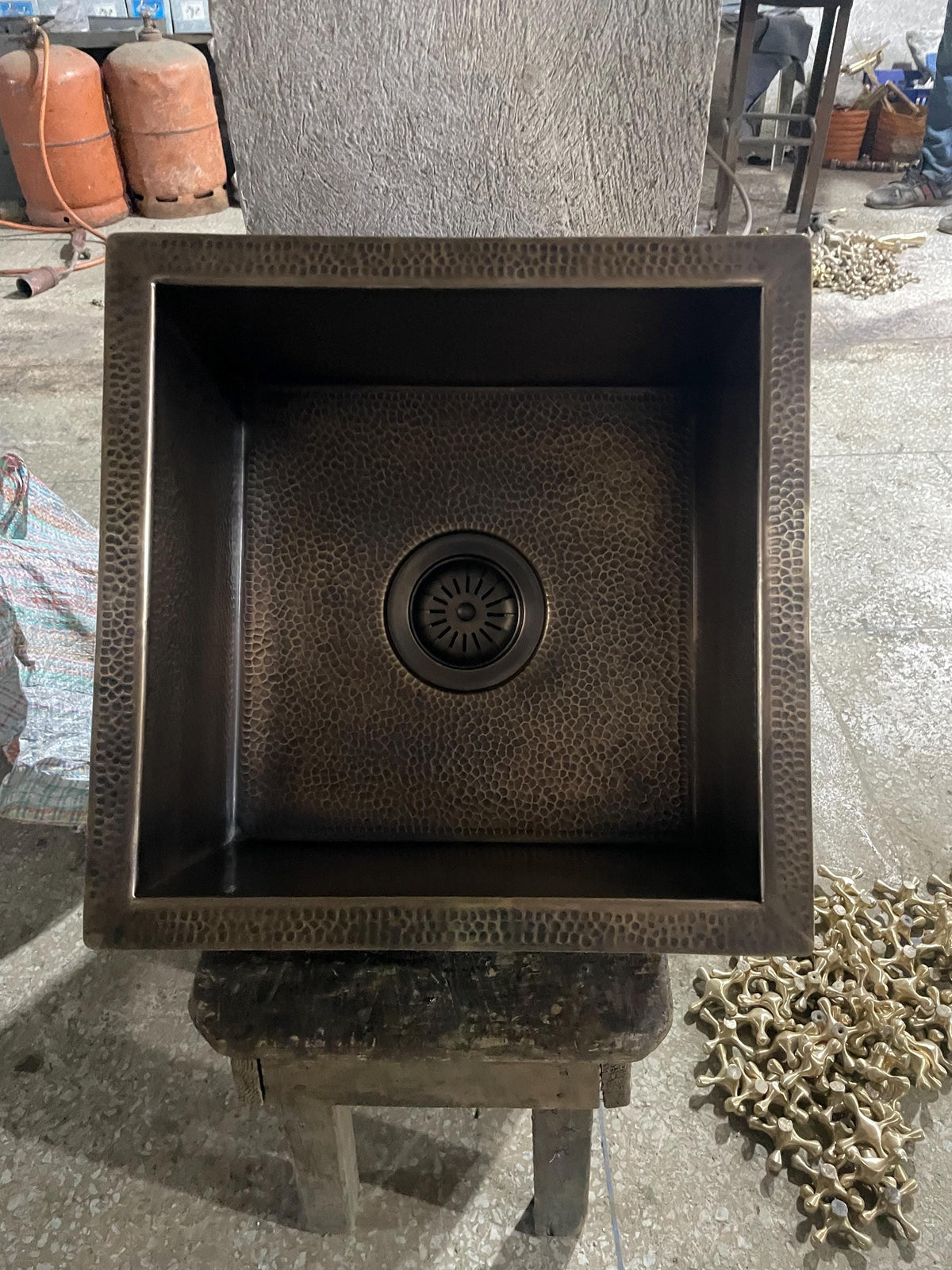 Artisan Hand-Hammered Brass Undermount Sink - Rustic Elegance for Kitchen