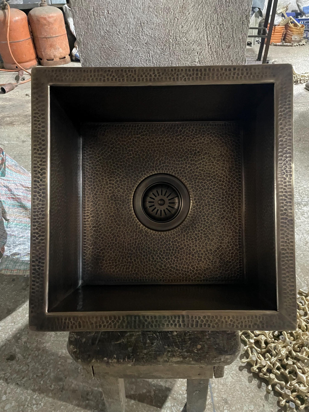 Artisan Hand-Hammered Brass Undermount Sink - Rustic Elegance for Kitchen