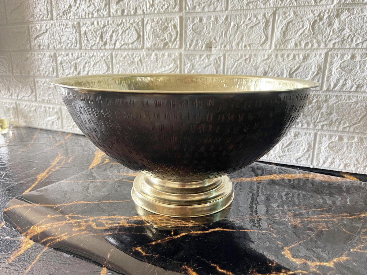 Vintage Hammered Brass Vessel Sink for Top-Mount Bathroom Vanity, Timeless Elegance and Style, Unique Hammered Brass Bat