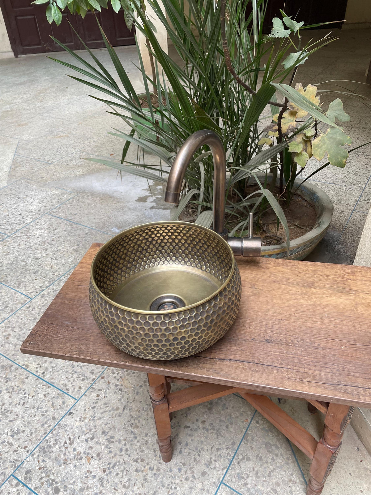 Hand Hammered Round Solid Brass Kitchen Sink