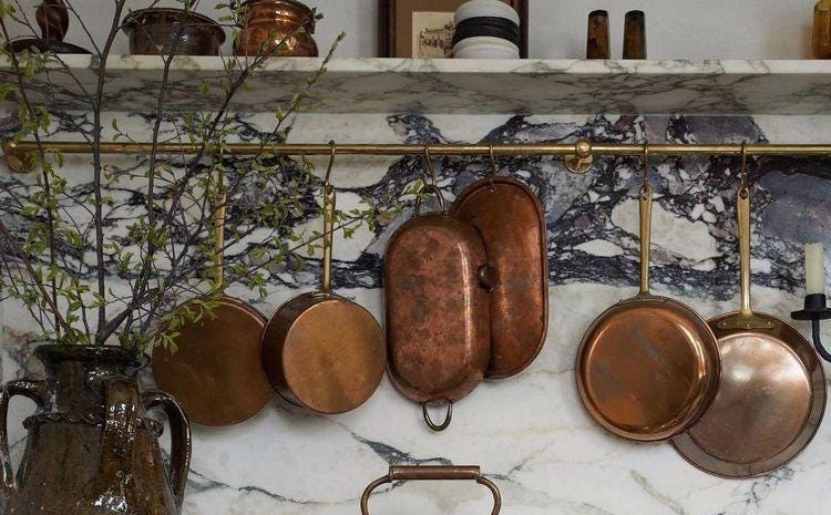 Unlacquered Solid Brass Hanging Pot Rack – Antique Brass Kitchen Rail with Hooks, Wall-Mounted Pan Organizer Solution.So