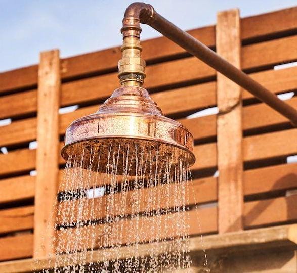 Large Round Handcrafted copper shower head.Indoor/Outdoor Premium Rain shower head, for Bathroom or Garden Showers.coppe