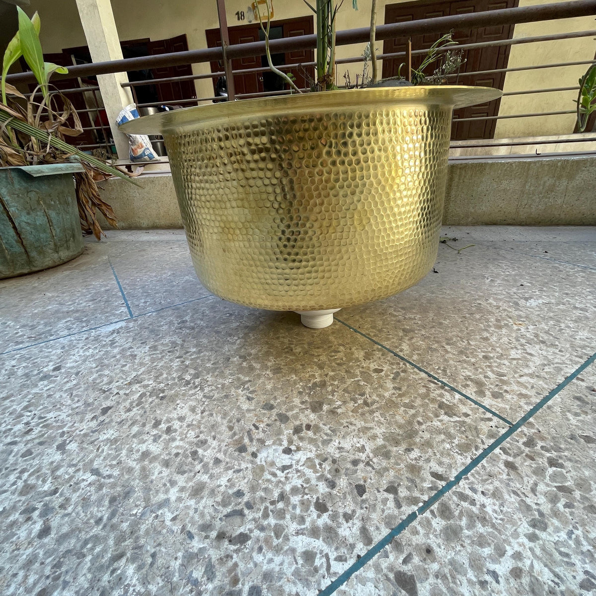Custom Bathroom Sink - Mid Century Brass Vessel Sink - Hand Crafted Vessel Sink - Etched Sink-sink de bar