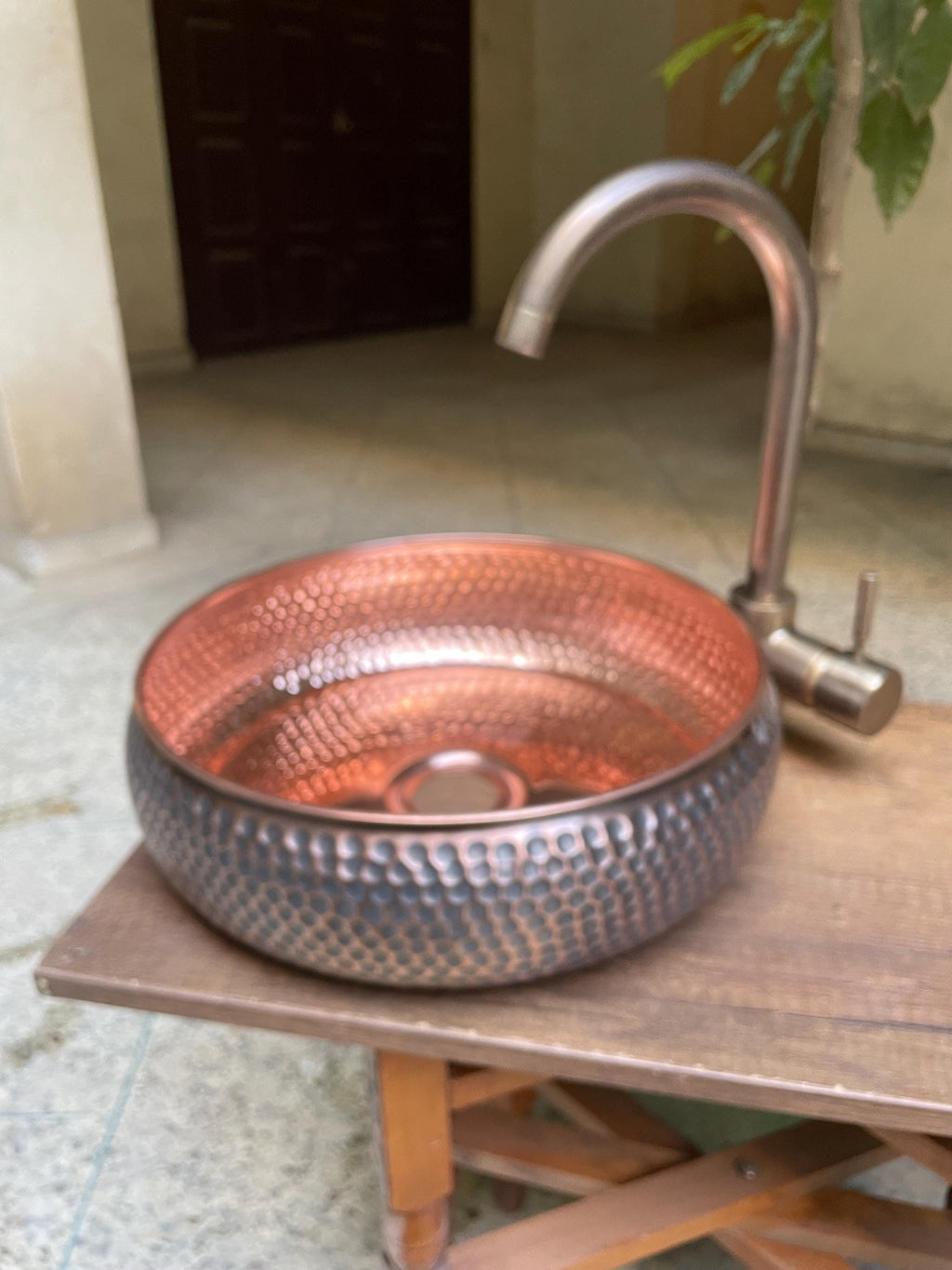 Unlacquered copper kitchen sink