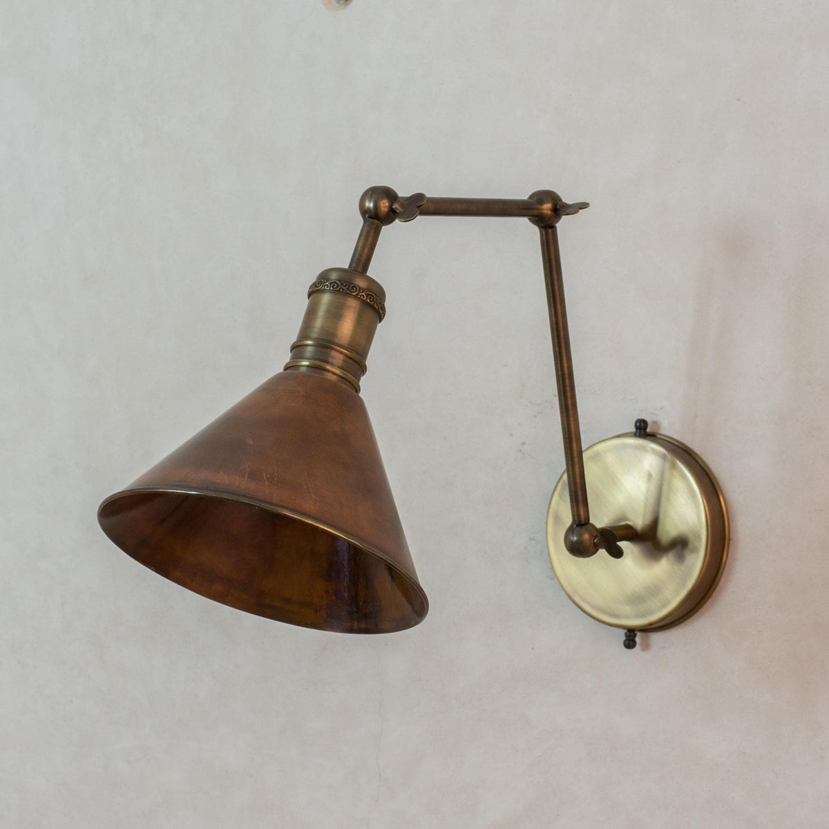 Oxidized Copper Wall Sconce, Swing Arm Light, 3-Point Adjustable Sconce, Wall Light With Copper Shade, Swivel Wall Lamp 