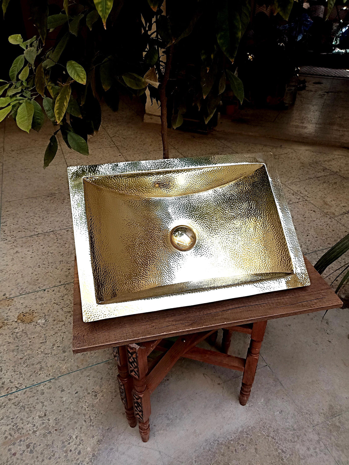 Handcrafted Hammered Brass Sink - Elegant Rectangular Undermount Design for Kitchen and Bathroom - Shiny Brass Finish