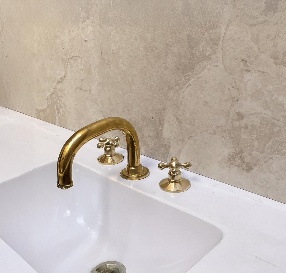 Solid Brass Bathroom Sink Faucet