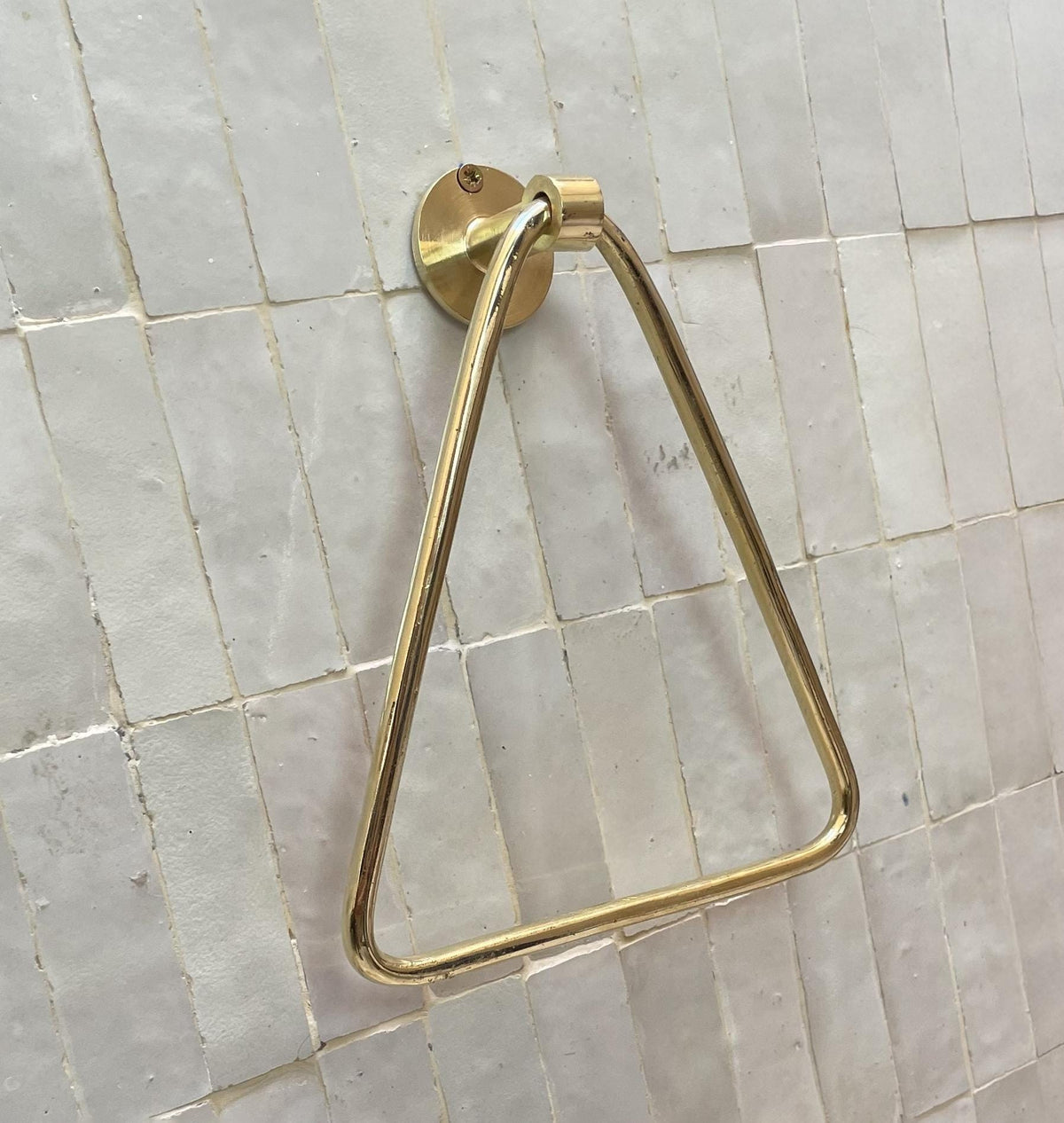 Triangle Brass Towel Ring – Handmade Minimalist Bathroom Accessory, Wall-Mounted Brass Towel Holder, Modern Home Hardwar