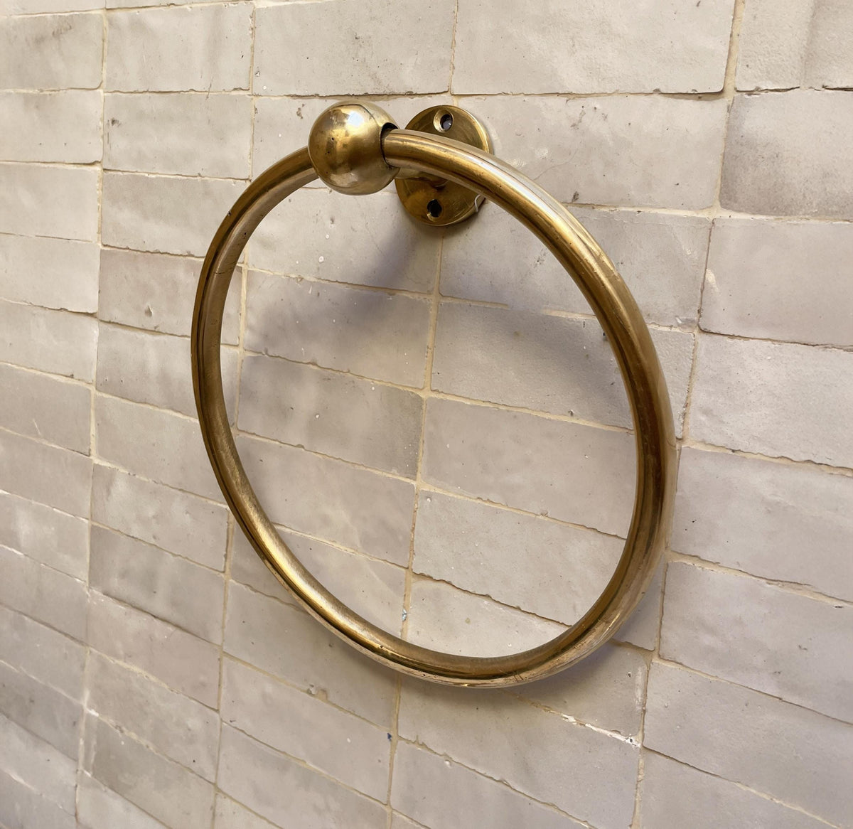 Gold Moroccan Towel Ring – Handmade Brass Wall Hardware – Luxury Riad Bathroom Decor – Moroccan Style Towel Holder – Art