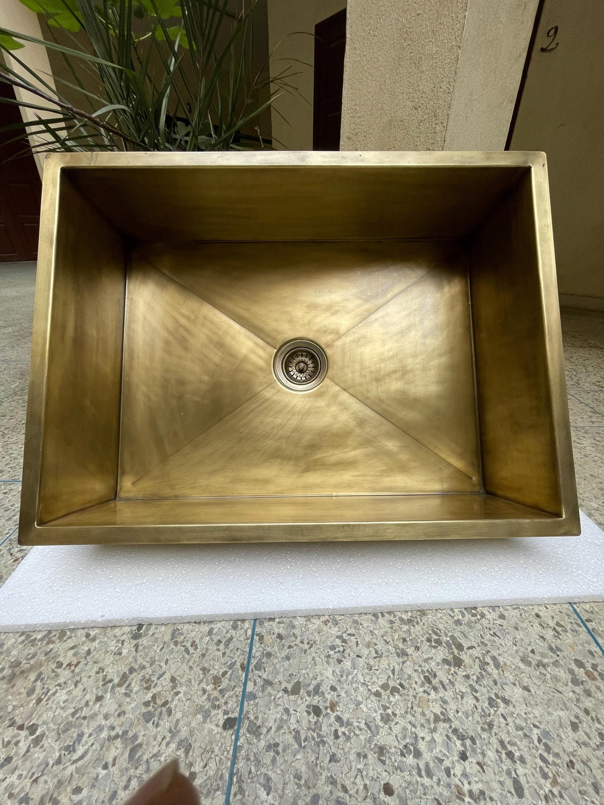 Unlacquered Brass Kitchen Sink: Timeless Elegance, Undermount Single Basin in Various Sizes - Upgrade Your Kitchen with 