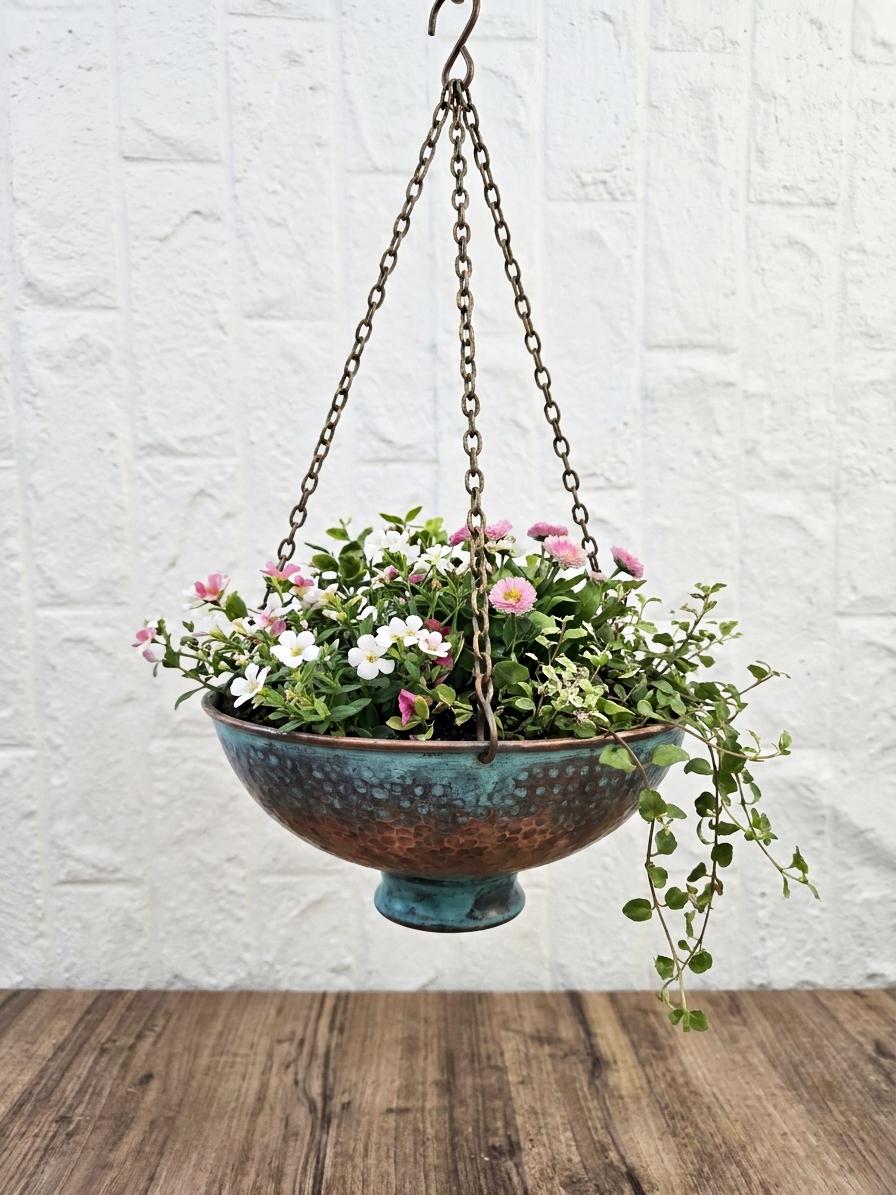 Vintage Style Hanging Basket with Green Verdigris Finish – Decorative Metal Plant Hanger, Farmhouse Garden Planter, Gift