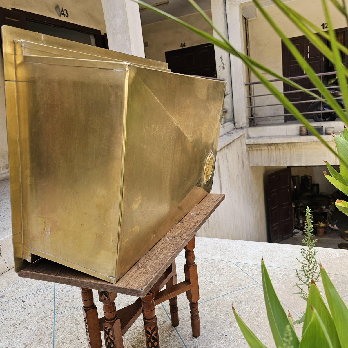 Smooth Unlacquered Brass Sink
