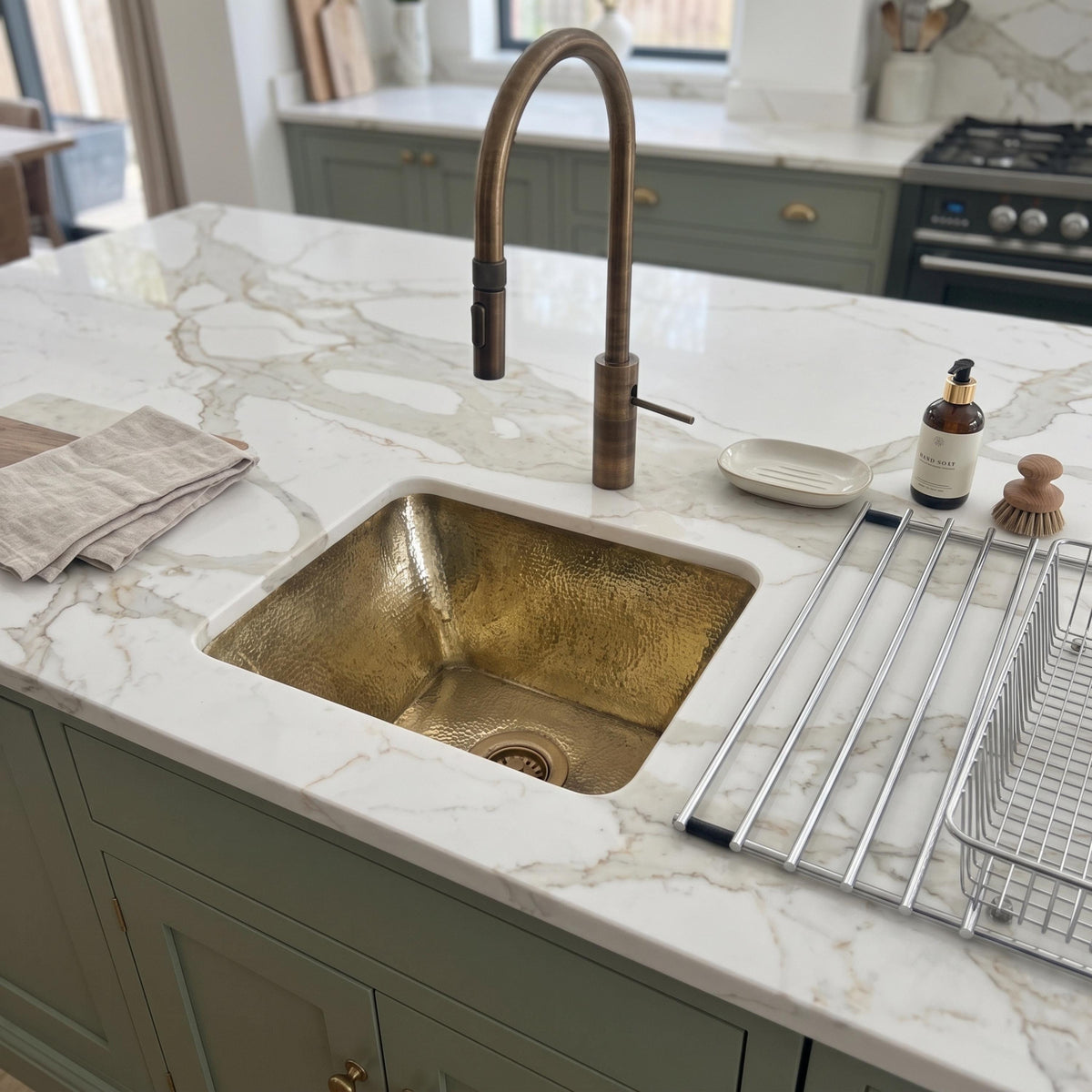 Handmade Hammered Brass Kitchen Sink, Custom Farmhouse Apron Front (Undermount)